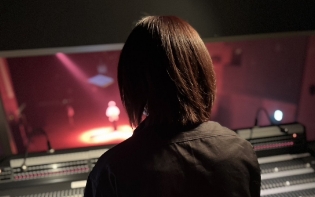 北海道イベント企画・音響照明制作｜サウンド企画の舞台裏セッティング画像